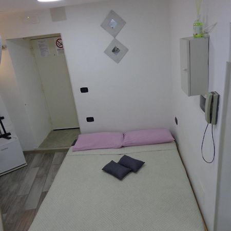 Napoli Central Nest Bed & Breakfast エクステリア 写真